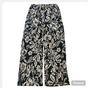 NWOT NorthStyle Lounge Pants.